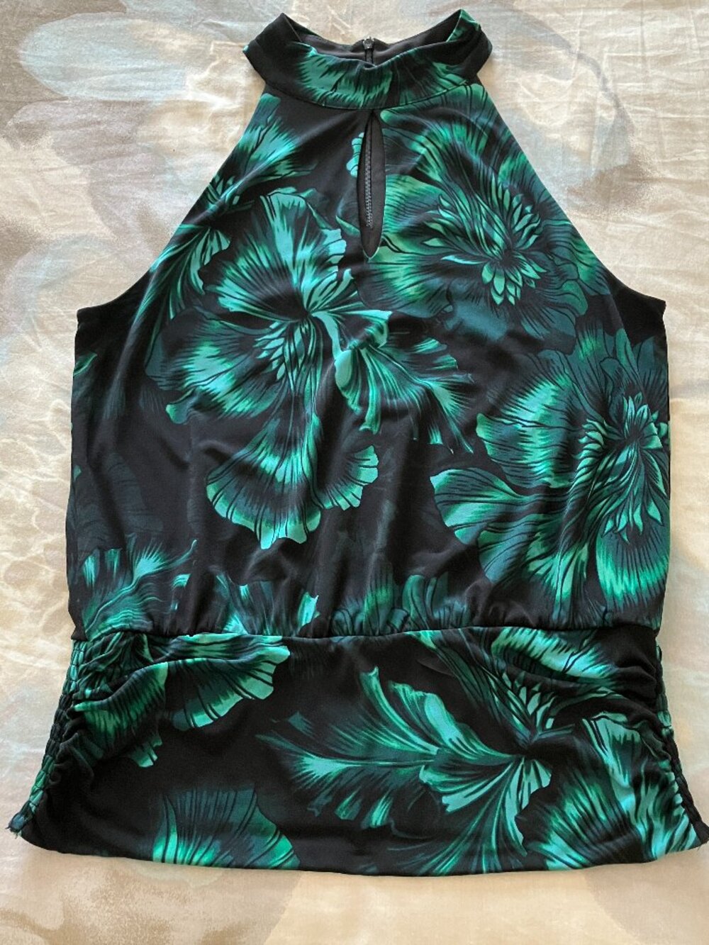 White House Black Market, Size S, Color Green and Black (tropical)